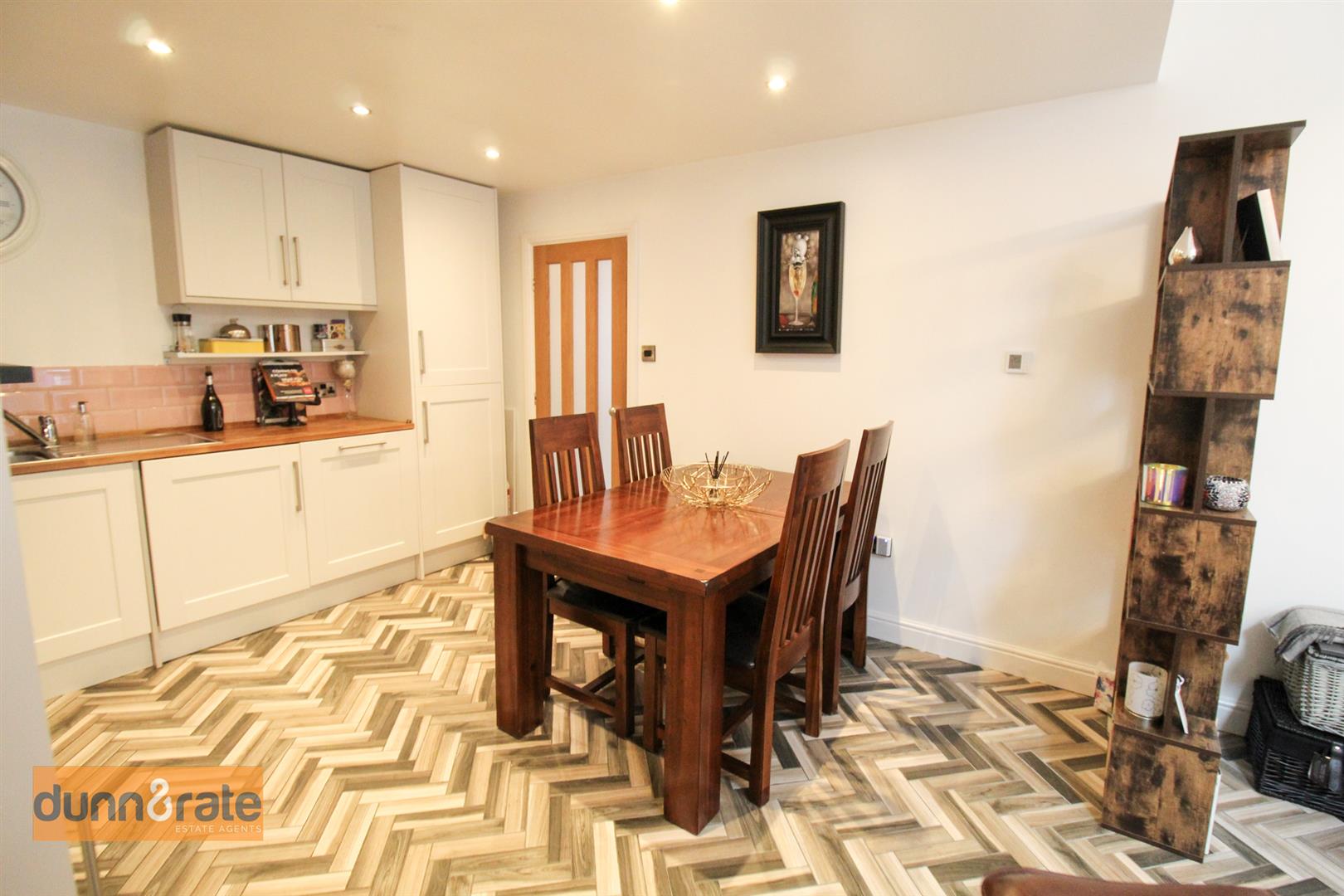 Kirkwall Grove, Milton, Stoke-On-Trent